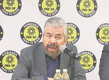 Raúl Flores, expresidente del PRD en CDMX, renuncia al partido