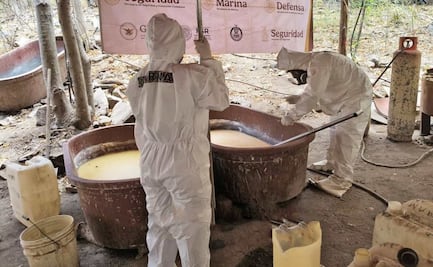 Marina desmantela en Sinaloa dos laboratorios clandestinos de “Los Mayos”; asegura más de dos toneladas de metanfetamina