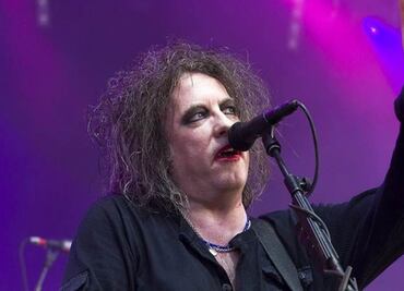 Robert Smith, de The Cure, logra que Ticketmaster devuelva dinero a sus fans por tarifa dinámica
