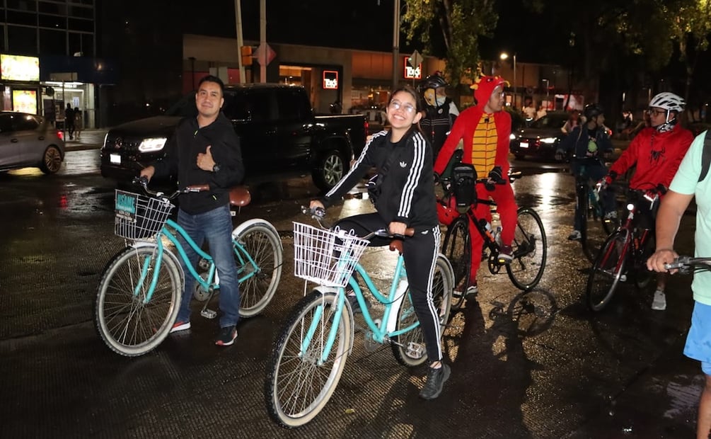 El paseo nocturno de primavera es gratuito y apto para todo público. Foto: X @LaSEMOVI