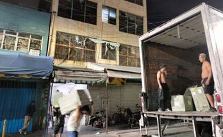 Golpe a la piratería en el Centro de la CDMX; decomisan más de 79 toneladas de mercancía