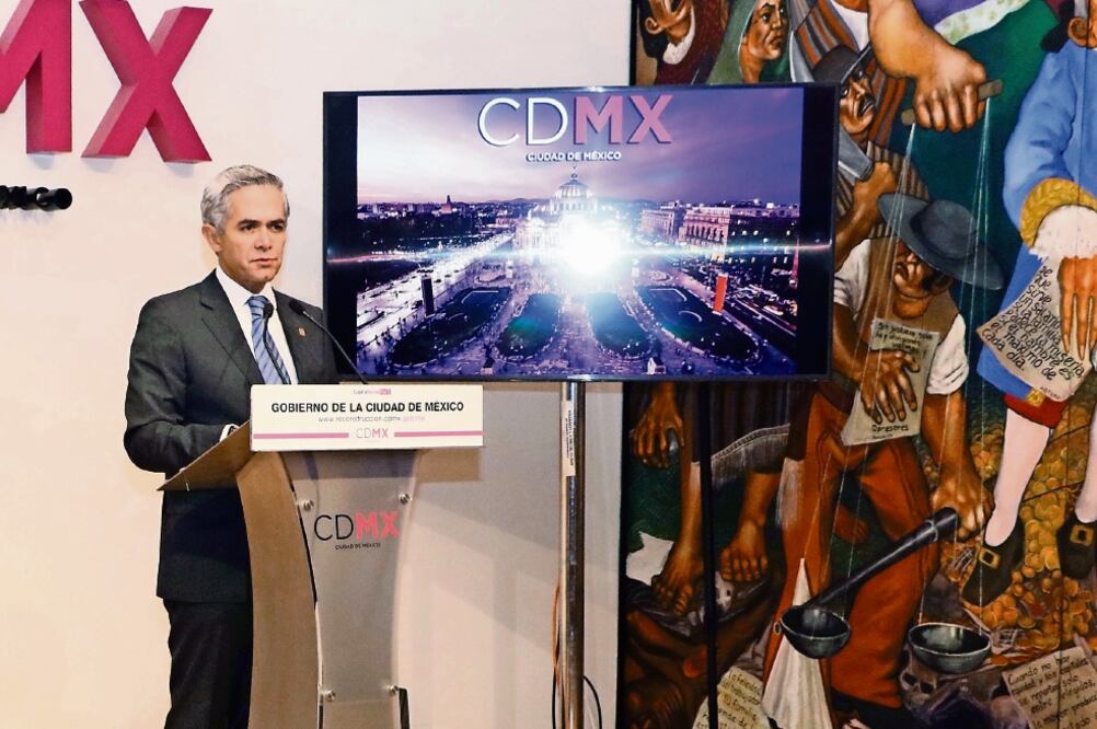 El jefe de Gobierno, Miguel Ángel Mancera, afirma que quienes se queden sin candidaturas buscarán acomodarse en otro partido (ARCHIVO EL UNIVERSAL)