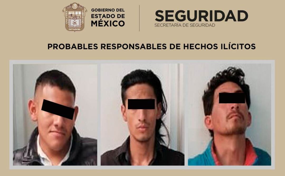 Jesús “N” de 19 años, David “N” de 33 años, e Ismael “N” de 24 años, fueron detenidos cuando circulaban en la Av. del Trabajo de la colonia La Aurora a bordo de una moto Italika modelo DM150. Foto: Especial