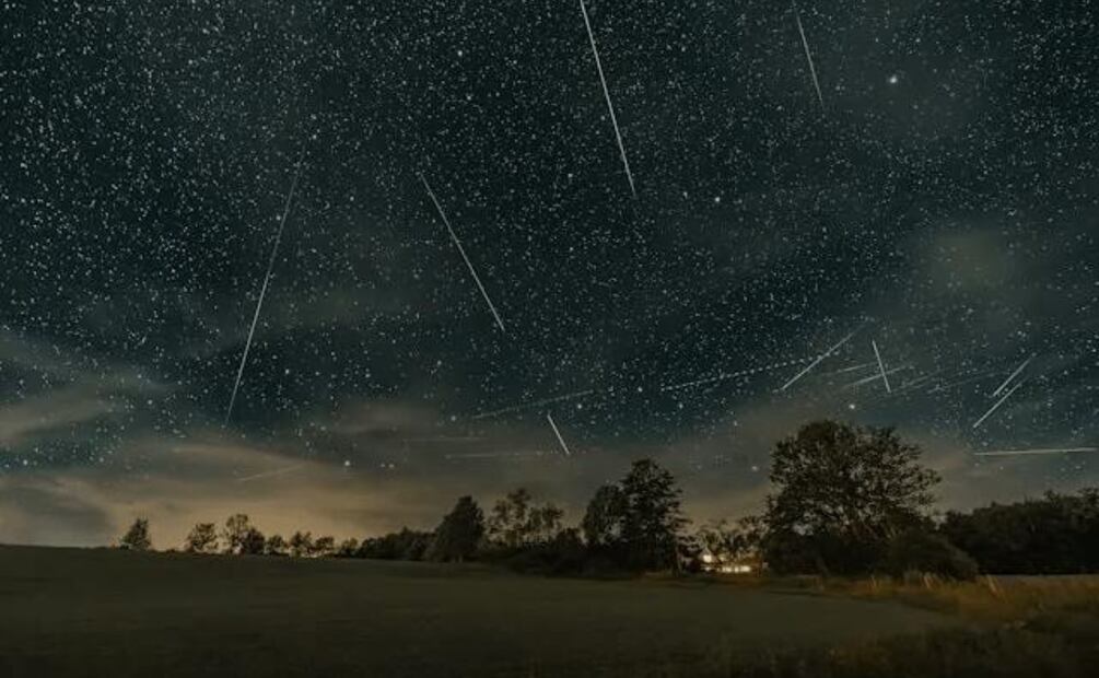 Lluvia de estrellas. Fuente: Freepik.