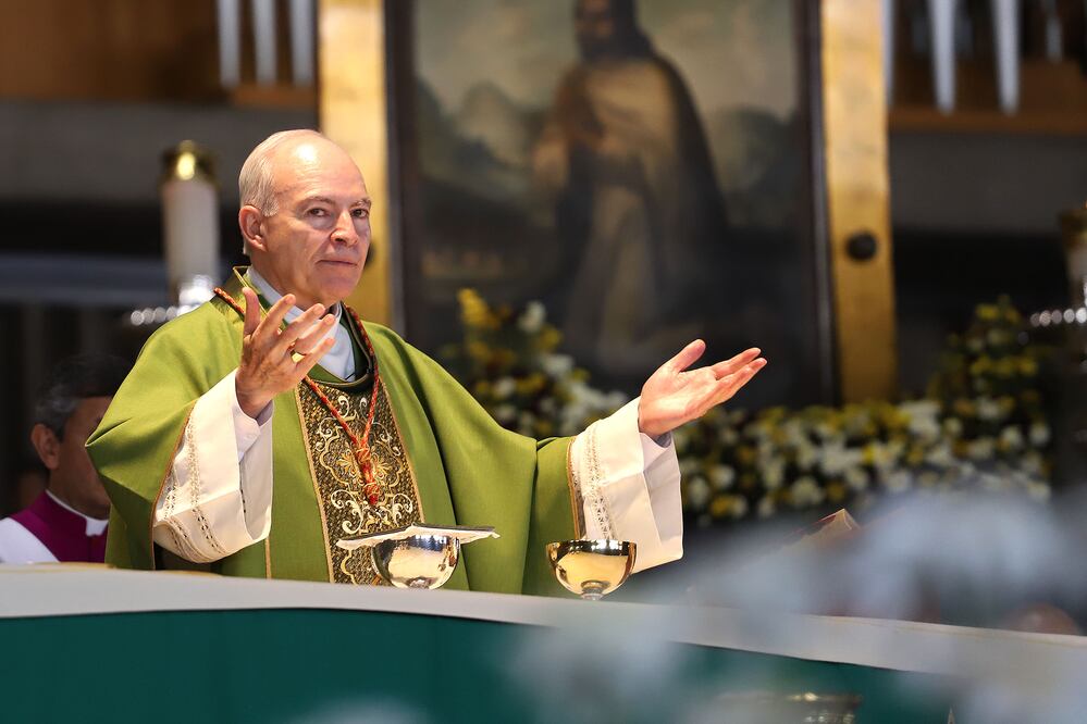 El cardenal Carlos Aguiar Retes. Archivo