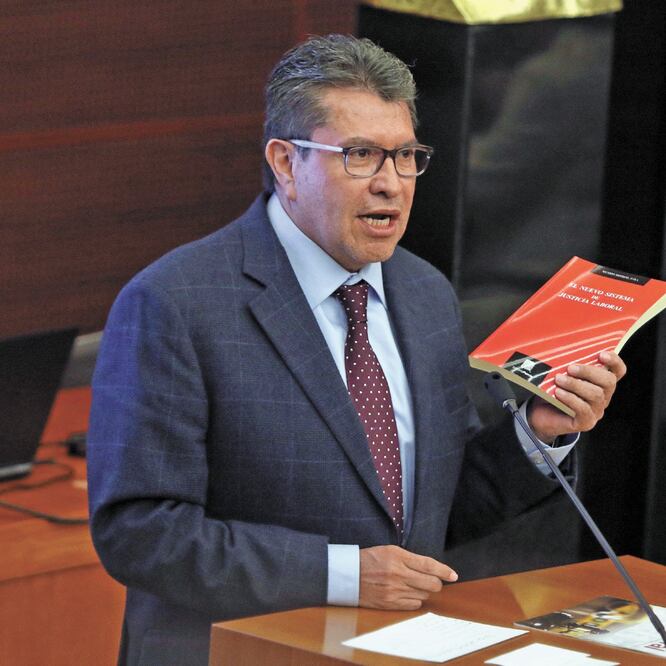 Ricardo Monreal Ávila dijo que la discriminación laboral afecta la vida diaria de las personas con un impacto en su salud. ARCHIVO EL UNIVERSAL