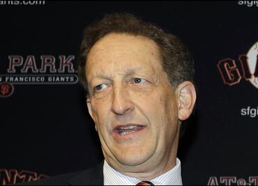 CEO de los Giants es suspendido por caso de violencia familiar