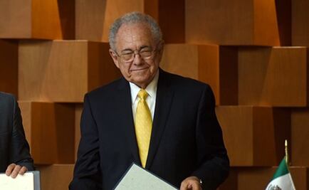 Niega Jiménez Espriú que esté en riesgo construcción de nueva terminal aérea