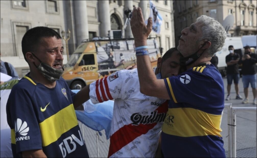 Así se vive la despedida a Diego Armando Maradona