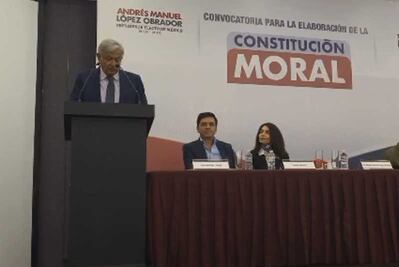 Presenta AMLO convocatoria para Constitución Moral
