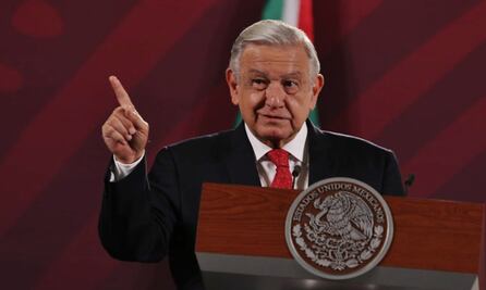 Congreso de Perú declara persona non grata a López Obrador