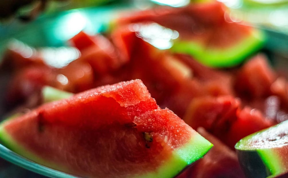 La sandía está compuesta en un 90% por agua. Foto: Pexels.