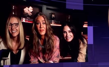 Así fue la inesperada reunión de actrices de "Friends" en los Emmy