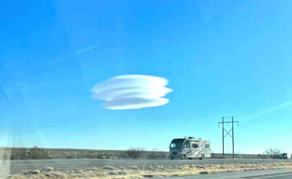 Nubes lenticulares. Foto: Webcams de México