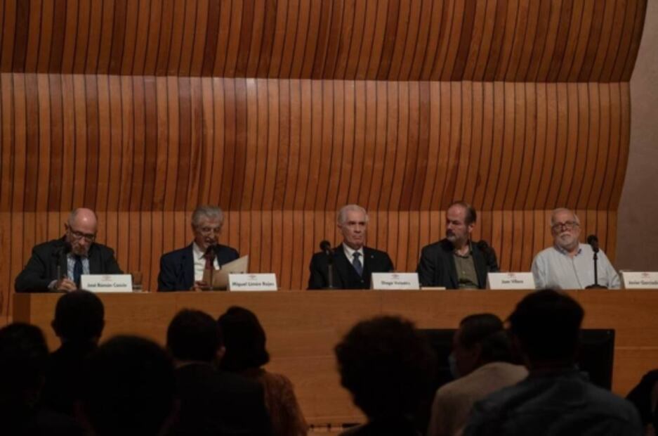 "Vivimos, efectivamente, en tiempos de las fake news, de la posverdad": Juan Villoro