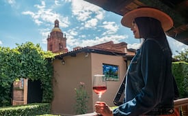El Chepe Express, el viaje de tu vida entre cascadas de verano y vino de otoño