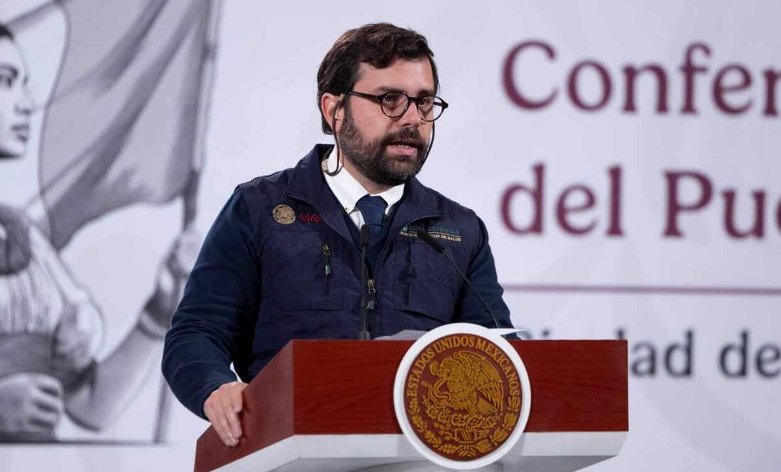 Alejandro Svarch, director del IMSS-Bienestar, durante la mañanera del 4 de noviembre del 2025. Foto: Presidencia