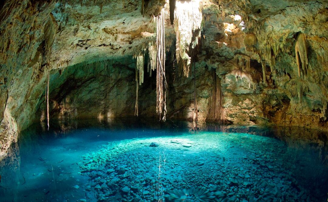 ¿Sabes cuántos tipos de cenotes existen? Foto: iStock