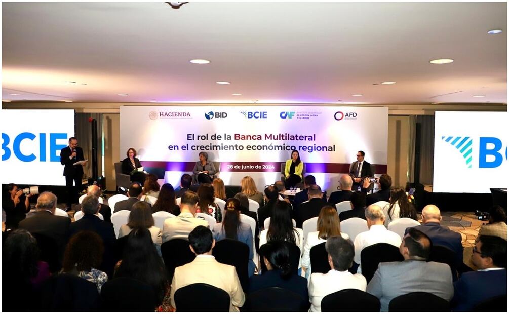 Foro “El rol de la banca multilateral en el crecimiento económico regional”. Foto: X (@Hacienda_Mexico)