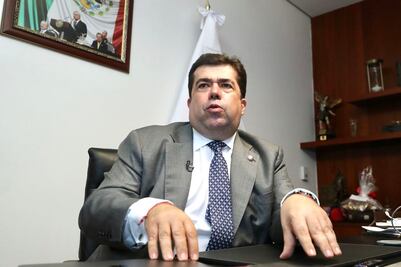 Da Cámara de Diputados casi 80 mil pesos a Pedro Haces para viaje a Suiza; 19 mil pesos de viáticos por día