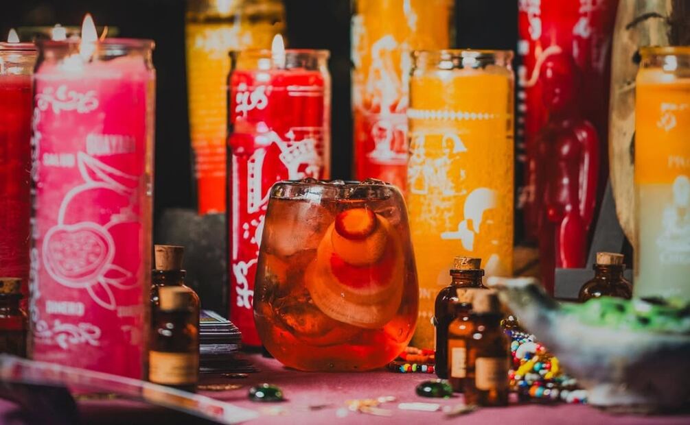 Xaman, un bar inspirado en la herbolaria y los espíritus nacionales. Foto: Instagram