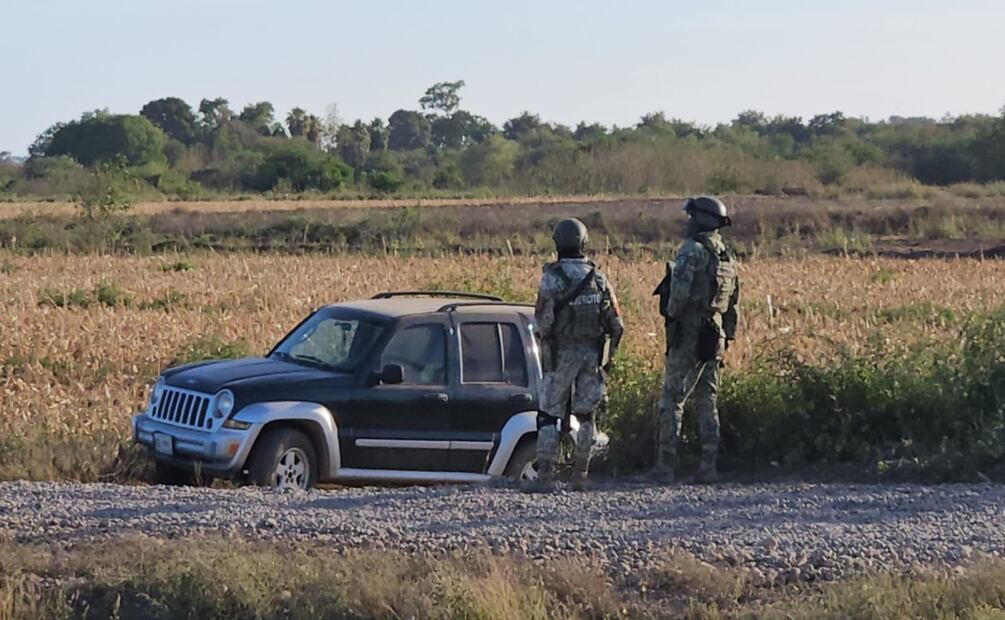 Ataques armados en Navolato; ejército abate a un civil y detiene a cuatro más. Foto: Especial