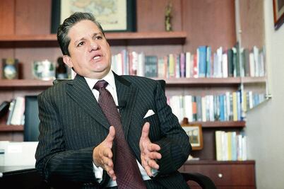 Administración pública está en crisis, alertan