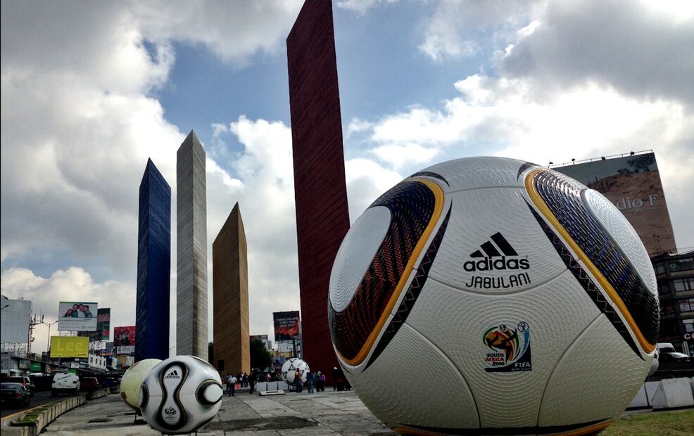 “Queremos que la comunidad reconozca y valore su monumento, su historia e importancia cultural y arquitectónica” y que disfrute caminar entre las cinco torres, que crean efectos de luz y sombra, al tiempo que dan la sensación de la grandeza de la obra, respecto al hombre y su relación con el universo”, detalló. Foto: archivo/EL UNIVERSAL