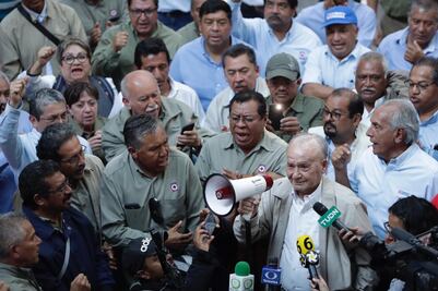 Toman y luego recuperan instalaciones de Cooperativa Cruz Azul