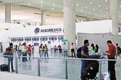 Aerolíneas suben tarifas premium