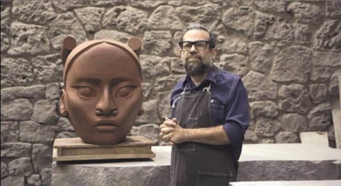 "No me molesta que me llamen escultor oficial": Pedro Reyes