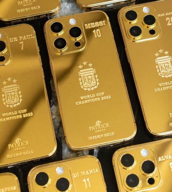 Messi regalará iPhones dorados a la selección de Argentina campeona en Qatar 2022