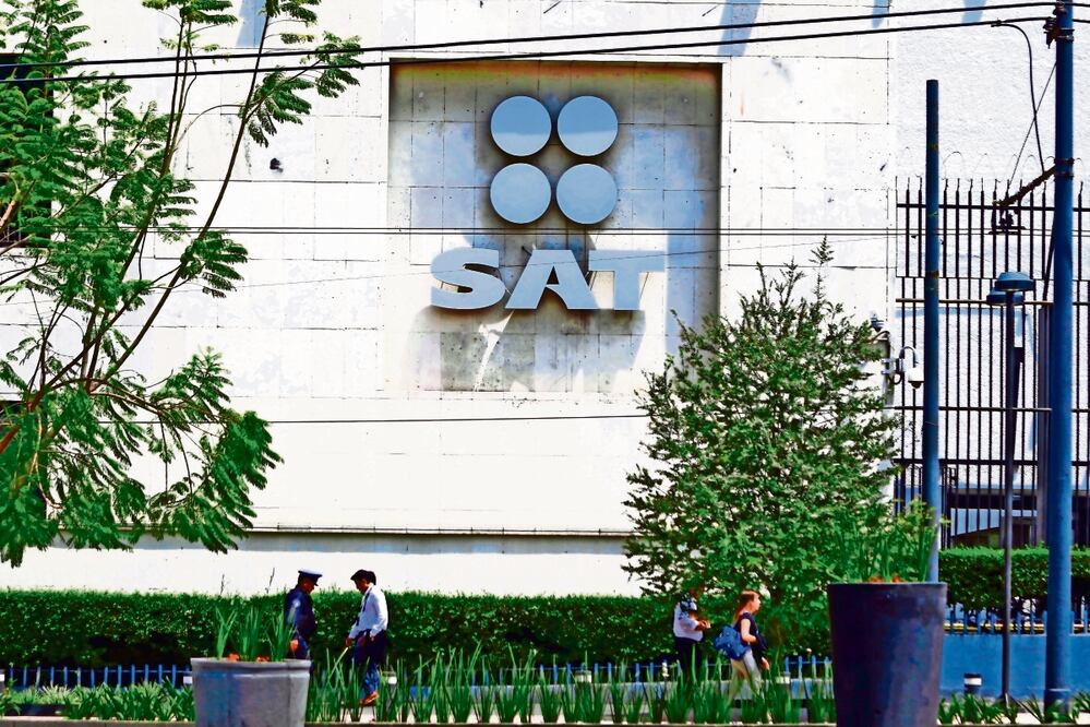 El uso de herramientas electrónicas para el pago de impuestos mejora cuando es una obligación, asegura el estudio del FMI. Foto: Archivo / EL UNIVERSAL