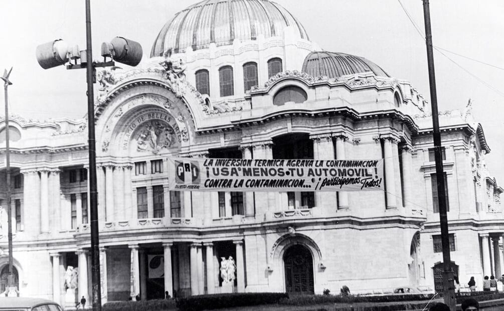 Otra de las propuestas del PRI-DF contra la contaminación fue usar menos los automóviles para evitar la inversión térmica. Foto: ESPECIAL.