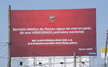 “Una vergüenza”: con espectaculares protestan por mal servicio en hospitales de Pemex en Tabasco