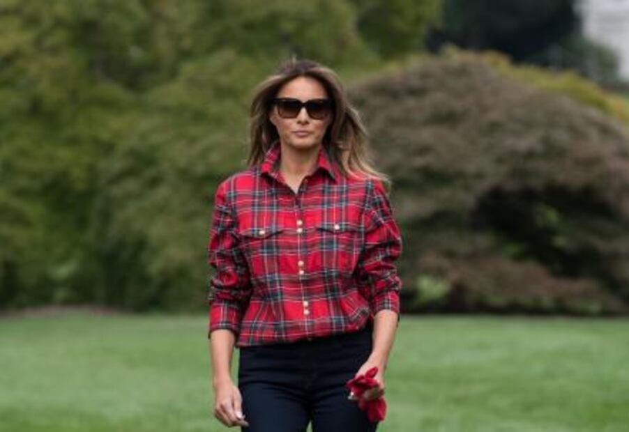 Melania Trump cultiva huerto de la Casa Blanca, creado por Michelle Obama