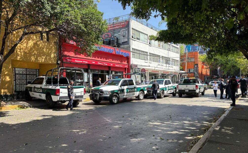 Los hechos ocurrieron en la avenida Revolución y la calle Progreso, en la alcaldía Miguel Hidalgo de la CDMX (04/04/2025). Foto: Francisco González / EL UNIVERSAL