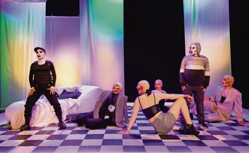 La obra de teatro presenta el drama de una mujer trans a la que sociedad le arrebata el derecho de ser madre. Foto: Luis Quiroz