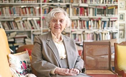 Diputados rinden homenaje a Elena Poniatowska: celebran su 90 aniversario leyendo su obra