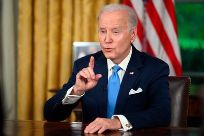 Biden dice que firmará este sábado ley sobre el techo de la deuda en EU