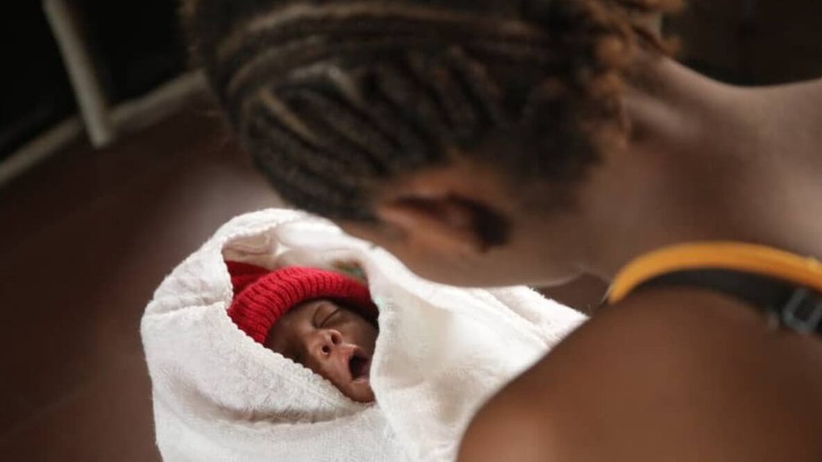 En la última redada policial contra las fábricas de bebés, fueron rescatados cuatro niños y 19 mujeres (Foto: BBC)
