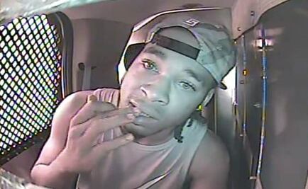 Video. Criminal intenta comerse sus huellas digitales