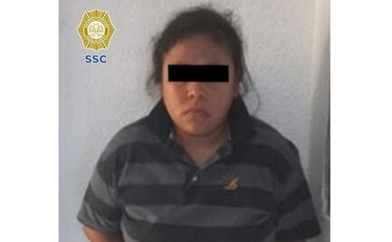 Comerciantes de Coyoacán amarran y golpean a presunta ladrona; policías evitan linchamiento