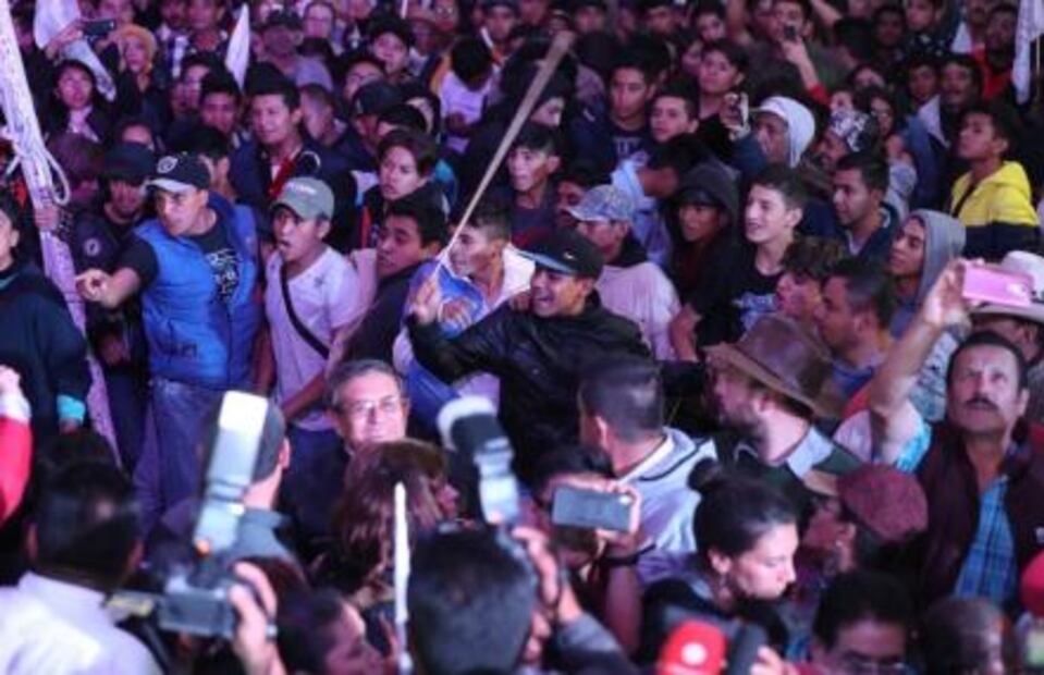 Se registra gresca en mitin de AMLO en Pachuca