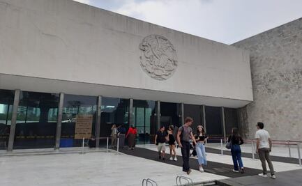 Museo Nacional de Antropología cierra sin aviso; turistas frustrados y decepcionados