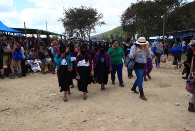 Mujeres zapatistas suspenden encuentro; rechazan megaproyectos de AMLO
