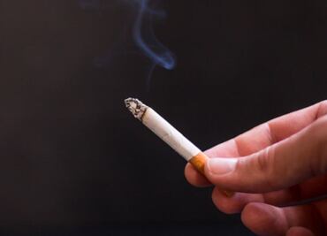 ¡Evita multas de 2 mil 886 pesos! Estos son los 11 espacios libres de humo en Centro Histórico, CDMX