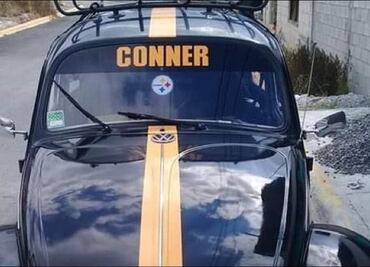 Aficionado personaliza vocho con los colores de Steelers