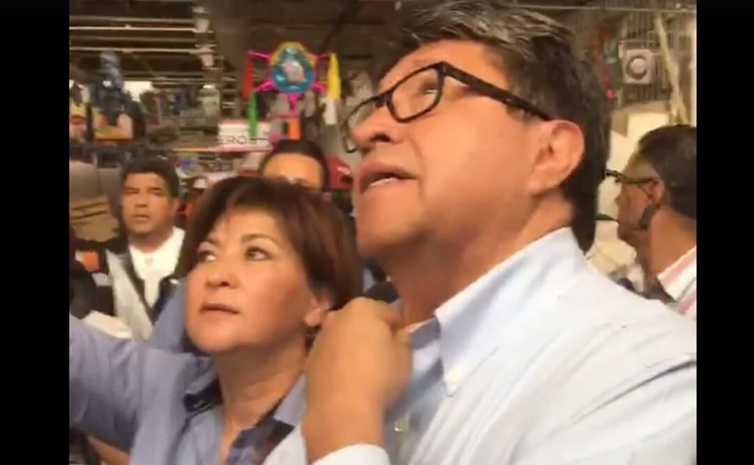 Ricardo Monreal Ávila se comprometió a reforzar las columnas de todo el mercado (Foto: Facebook Ricardo Monreal A.)