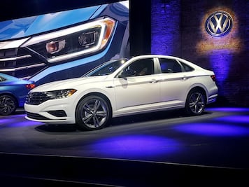 Presentan la nueva generación del Jetta